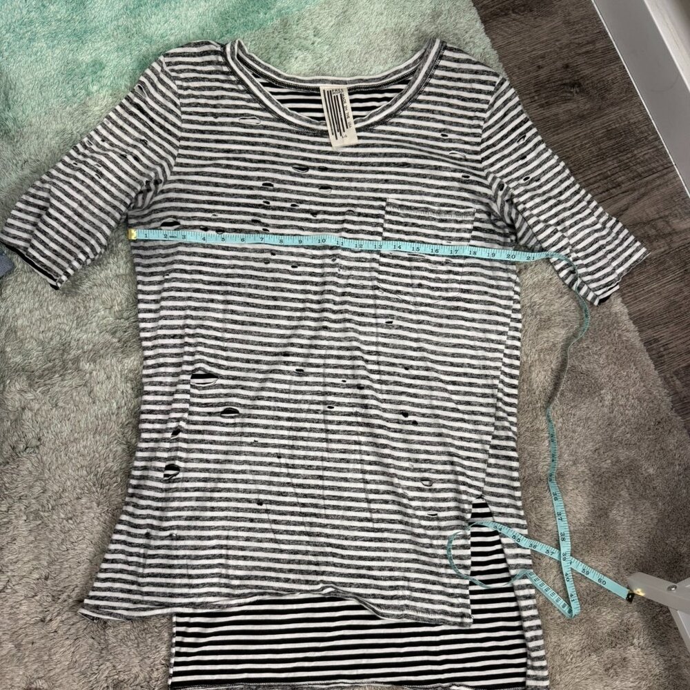 We The Free Distressed Striped Tunic Tee Size Large